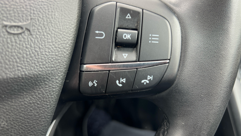 Ford Focus 1.0 EcoBoost Titanium 5dr Petrol Hatchback